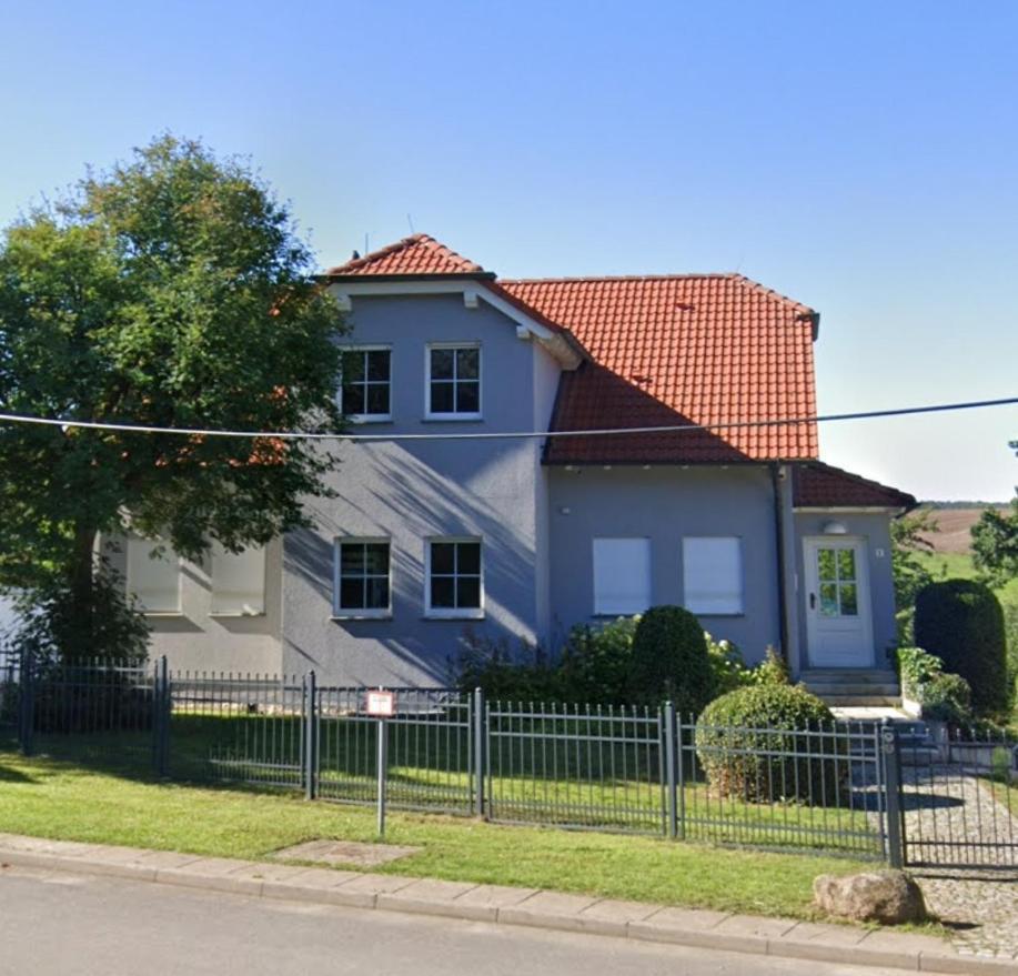 Ferienwohnung Idyllische Lage Im Sueden Erfurts Exterior foto